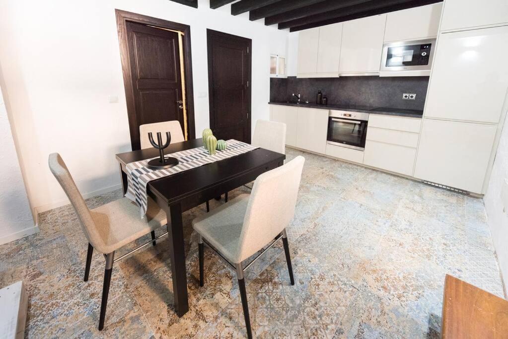 Loft En El Corazon De Palma Cerca De La Catedral Apartment Exterior photo