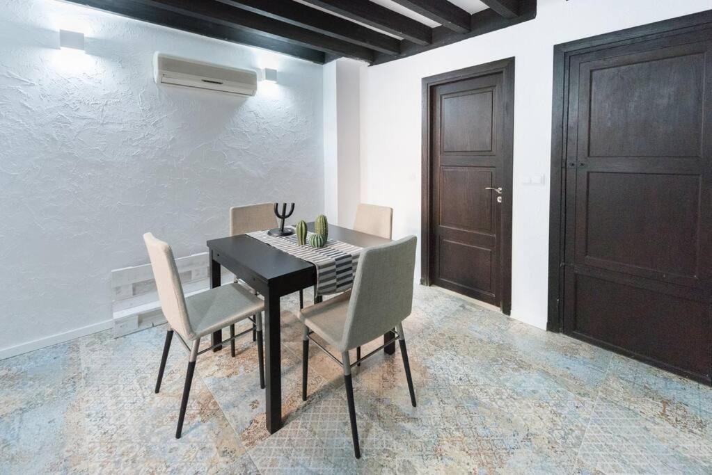 Loft En El Corazon De Palma Cerca De La Catedral Apartment Exterior photo